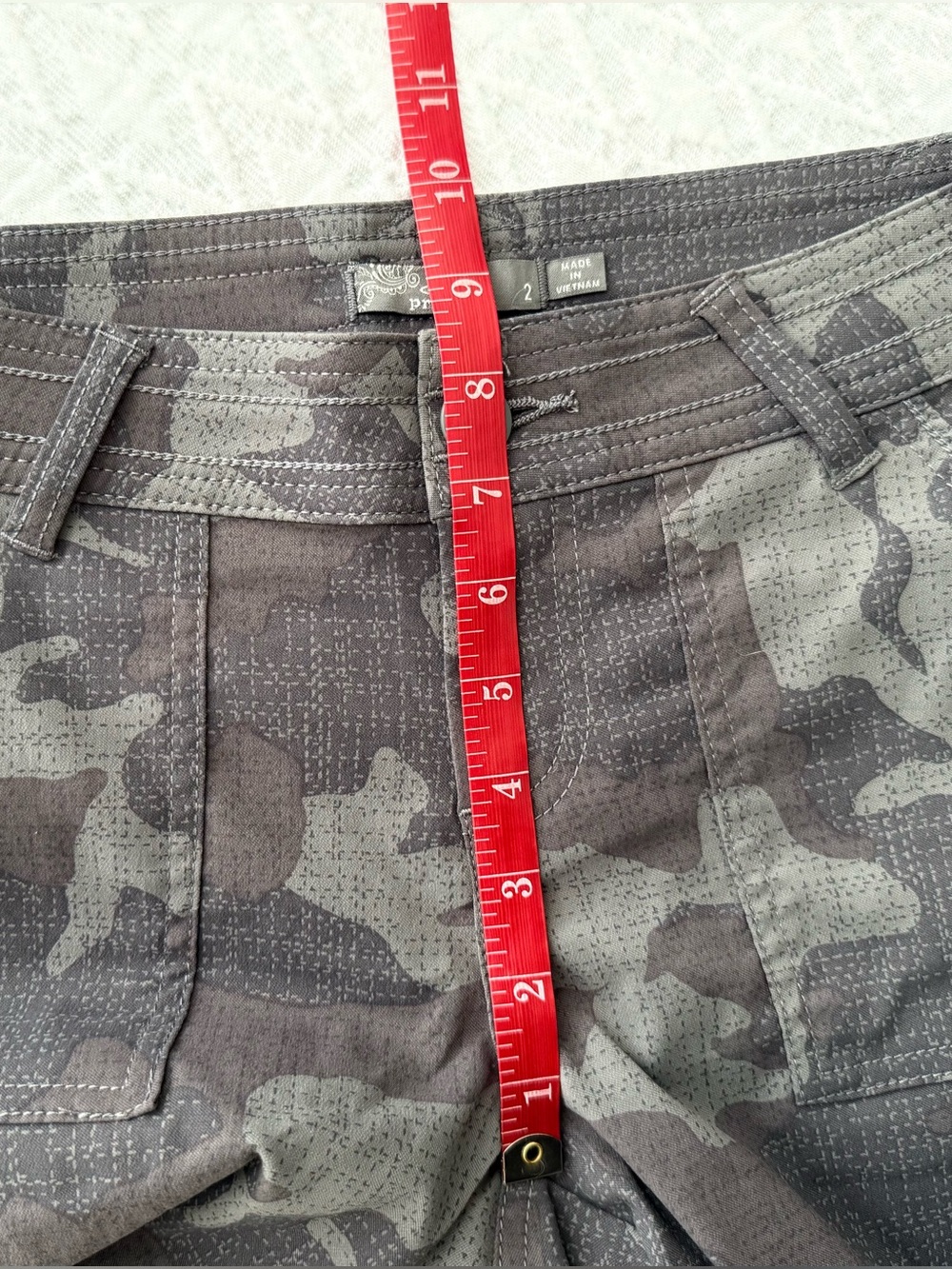 PrAna Olivia Hiking Outdoor Short Women’s 6.5” inseam Size 2 Gray Gravel Camo - Picture 6 of 7